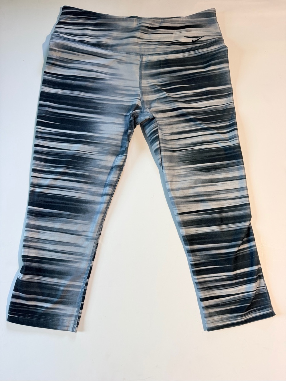 Nike Striped Gray & Black Dri-FIT Capri Leggings